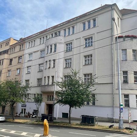 Internesto Brno Luzankyアパートメント エクステリア 写真